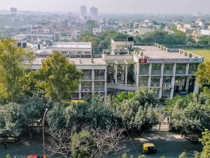 Sarla Chopra D.A.V. School, Sec-56