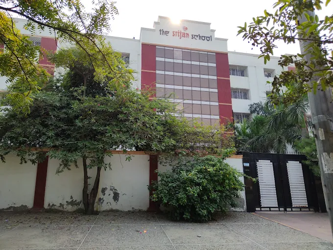 The Srijan School, Model Town