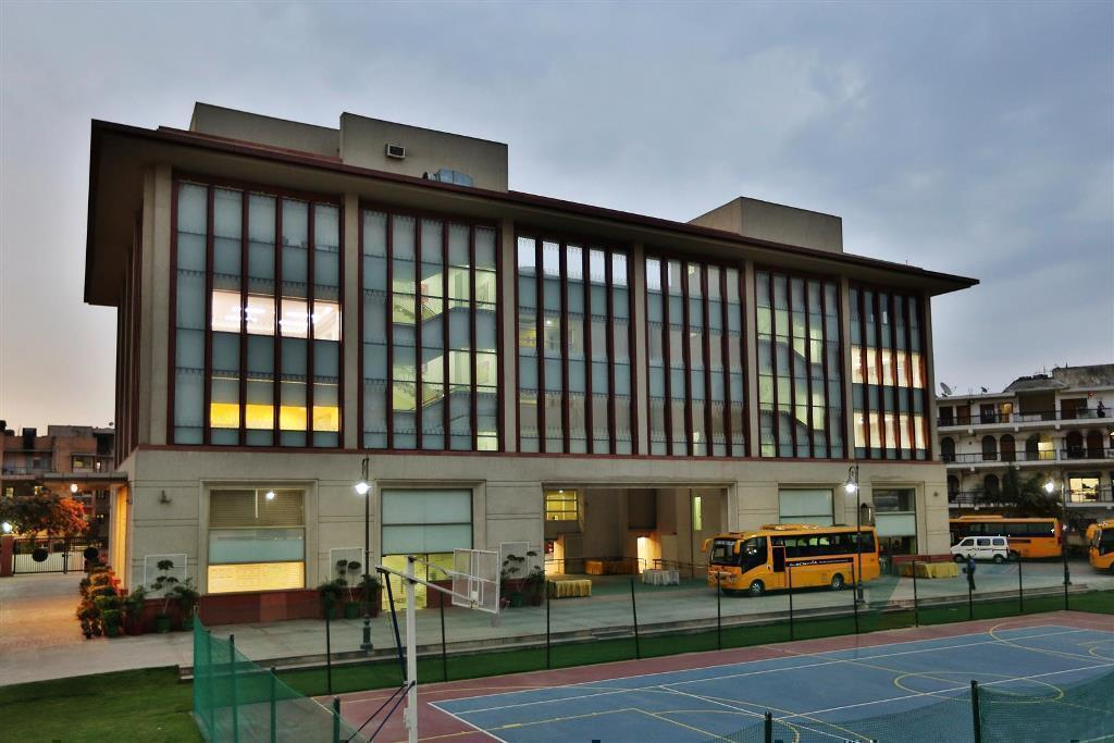 G.D. Goenka, Sarita Vihar