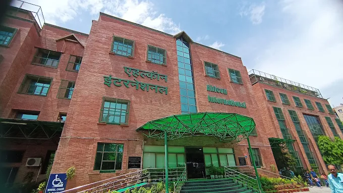 Amity Int. School, Mayur Vihar