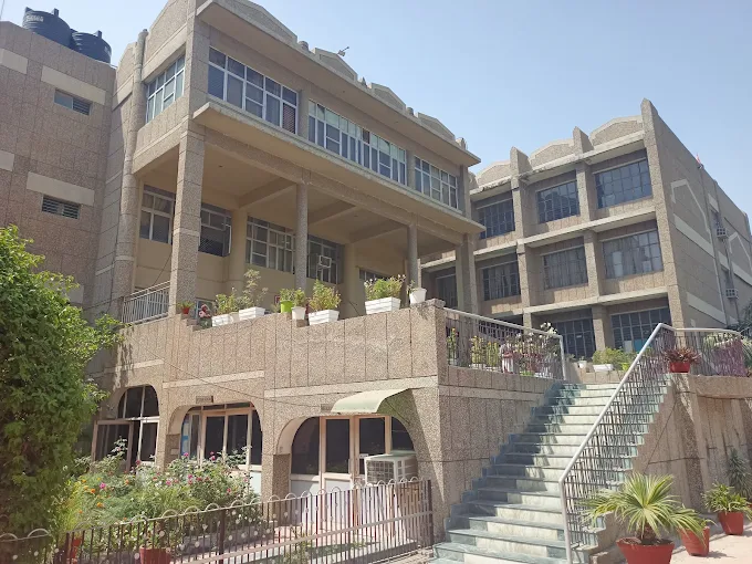 DAV Veda Vyasa, Vikaspuri
